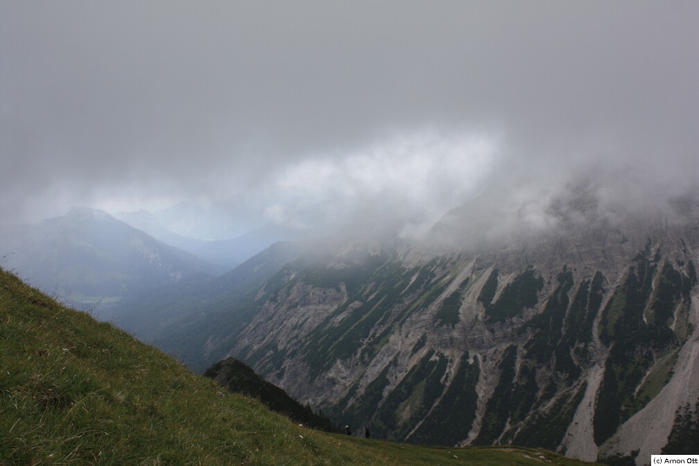 Wolkige Leilachspitze von der Schochenspitze