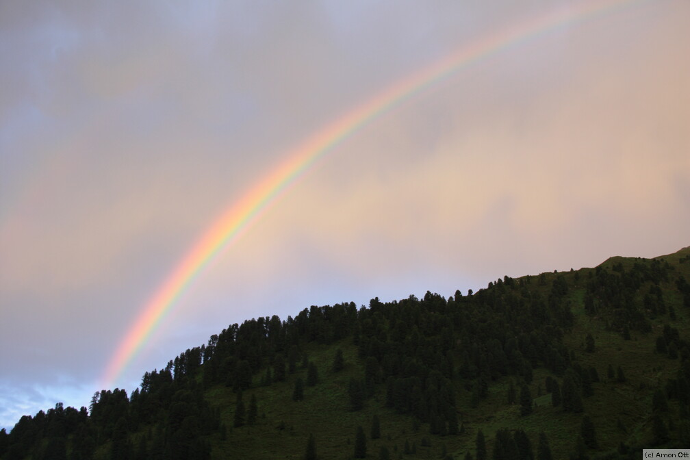 Regenbogen nahe der Grafens Alm