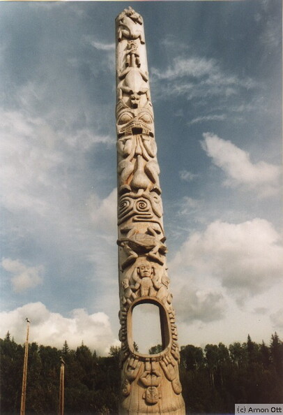 Totem pole with hole to heaven