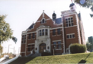 Kamloops Hostel - an old court house from 1906