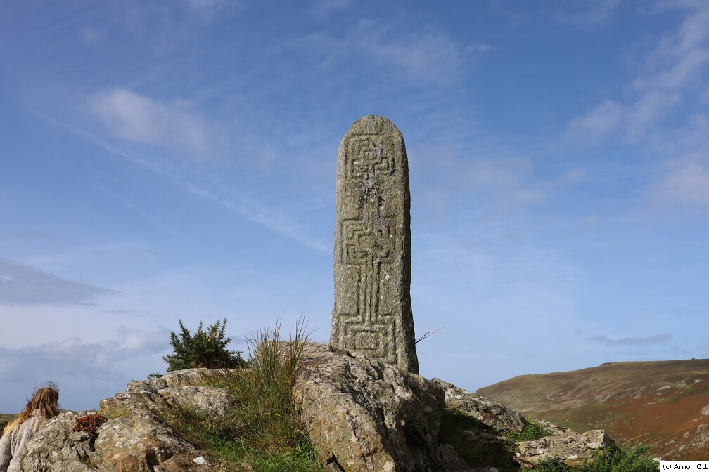 Standing stone in Glencolumbkille