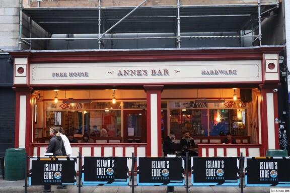 Anne's Bar, Dublin
