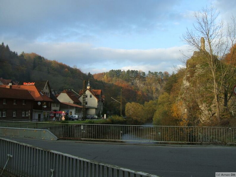 Straßenbrücke im Zentrum von Rübeland