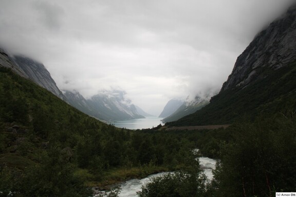 Kjøsnesfjorden nahe Skei
