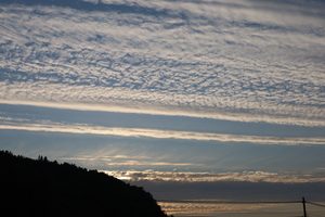 Wolkenstreifen über Fonnebost