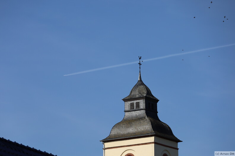 Flug durch Kirche in Neunkirchen