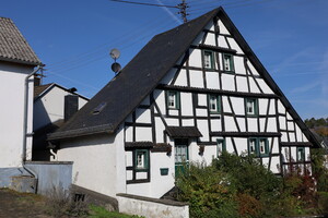 Altes Haus in Schalkenmehren