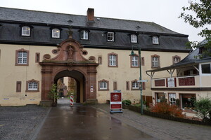 Klosterbrot am Haupteingang